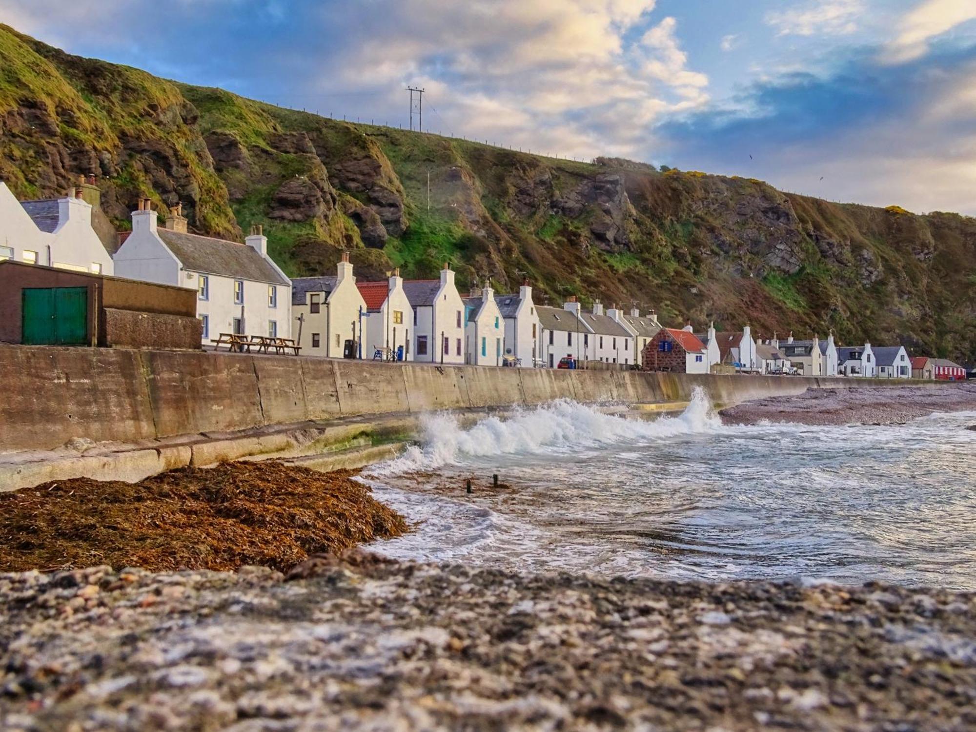 The Pennan Inn ภายนอก รูปภาพ